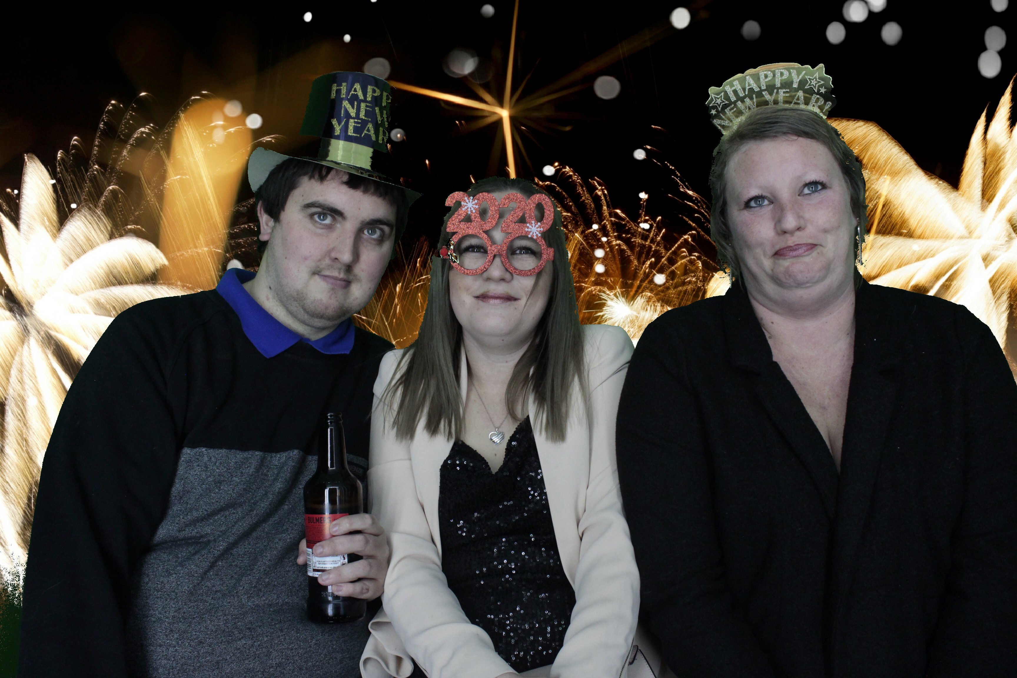 NYE Party | View more photos from the event at gallery.myphotoboothexperience.co.uk/u/MyPhotoBoothExperienceLtd/NYE-Party